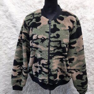 Rock & Republic Women's Camoflauge Zip Up Sherpa Fleece Jacket Size XL